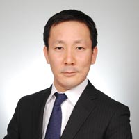 林 洋右