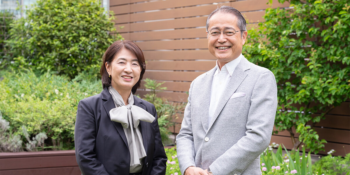 代表取締役 社長 池田雅一とCDIO / 主席研究員 矢島洋子の対談写真