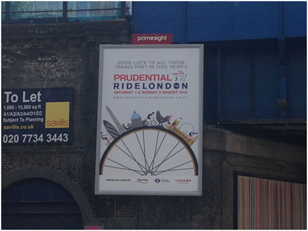 写真４：Ride Londonのポスターもロンドン市内に貼り出されていた