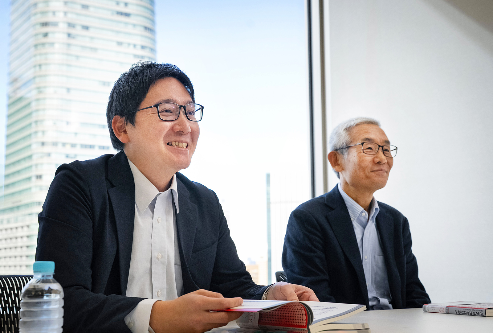 幅広い知見をもとに来年を展望する書籍『日本はこうなる』の舞台裏