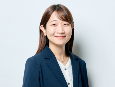 林 真帆