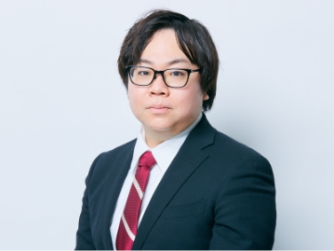 平出 篤史