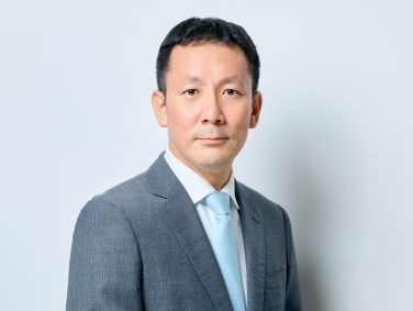林 洋右